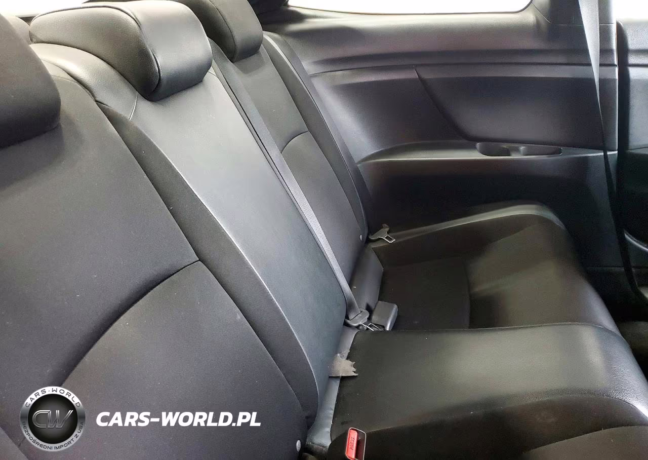 2019 Honda Civic Sport VIN:2HGFC4B81KH300643 - 10