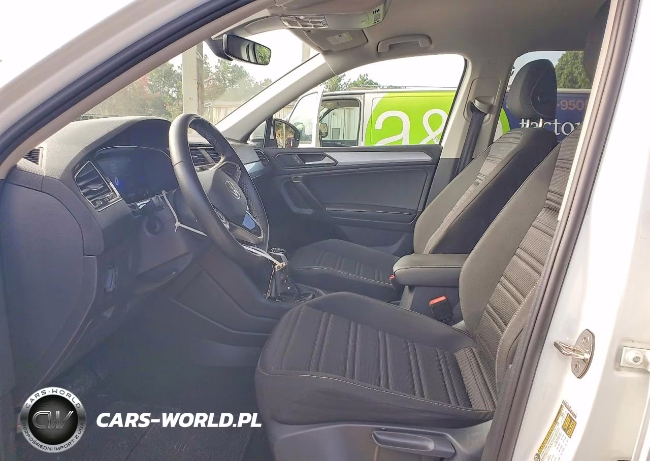 2023 Volkswagen Tiguan S VIN:3VVRB7AXXPM072032 - 7