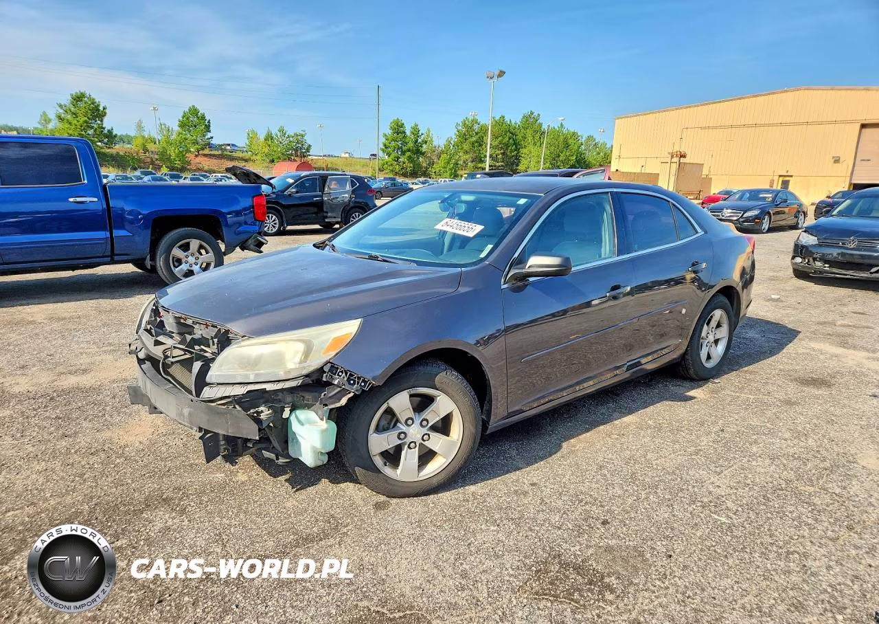 2013 Chevrolet Malibu Ls – zdjęcie 1 z 12