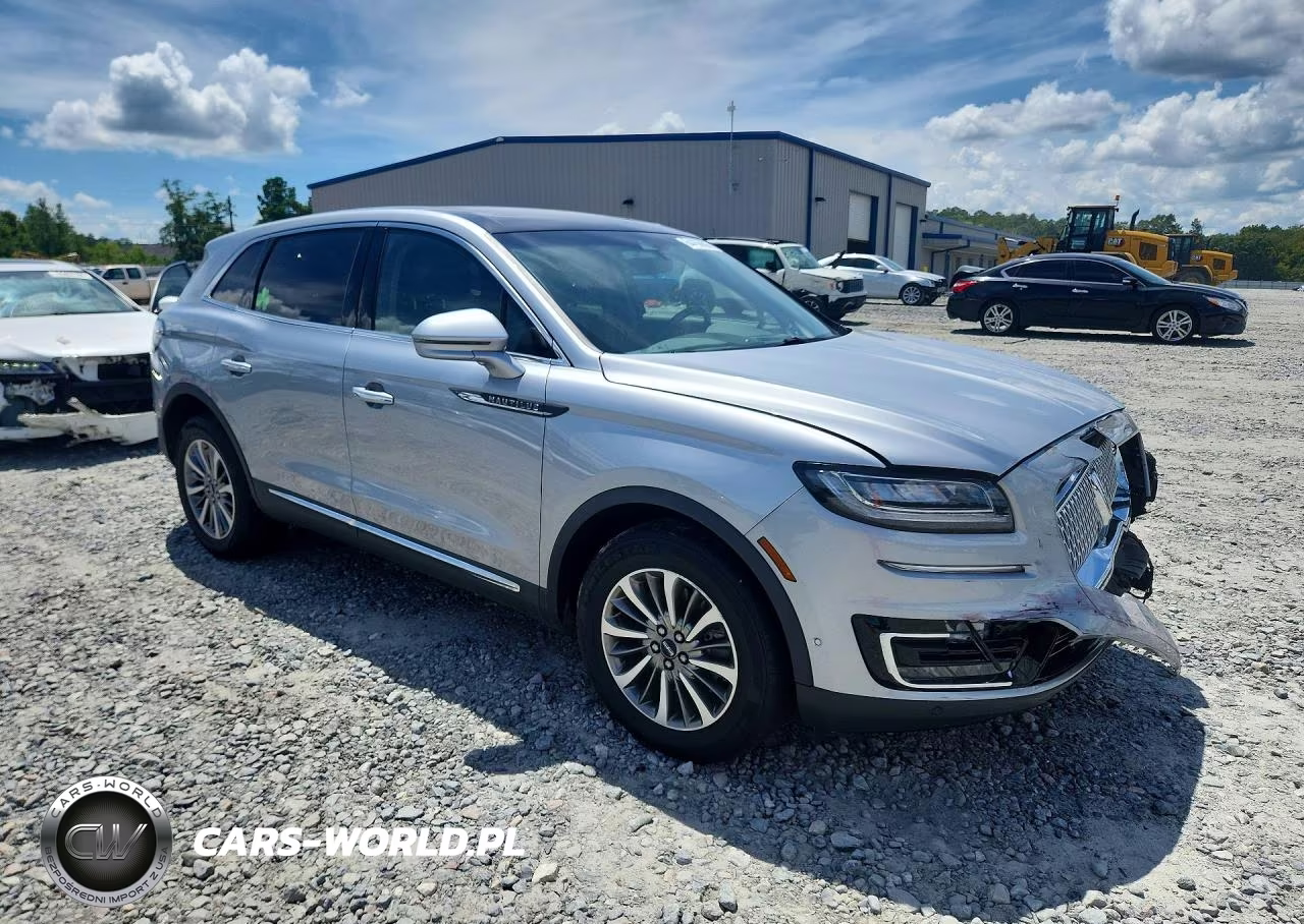 2020 Lincoln Nautilus Reserve VIN:2LMPJ6K90LBL02028 - 4