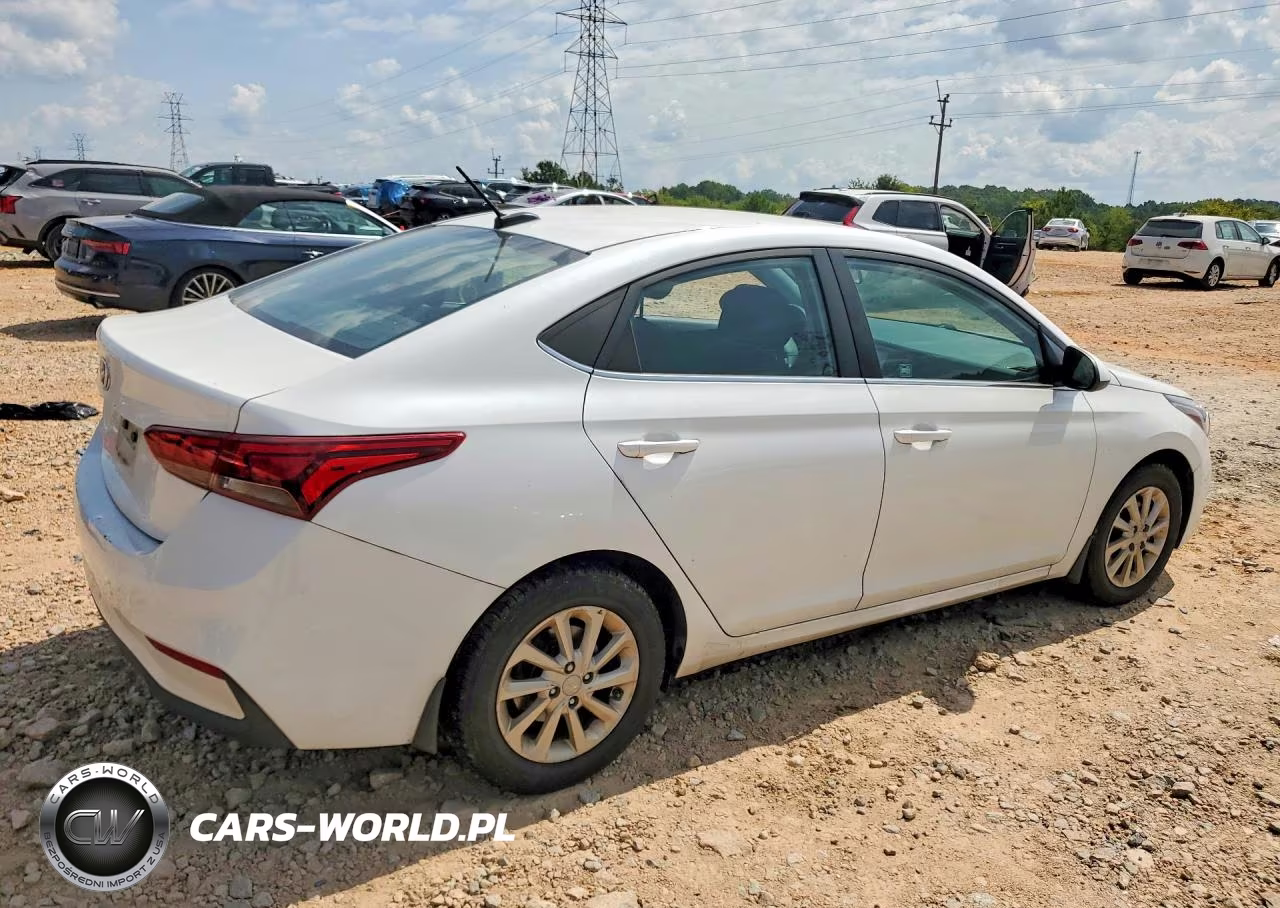 2021 Hyundai Accent Sel VIN:3KPC24A6XME141172 - 3