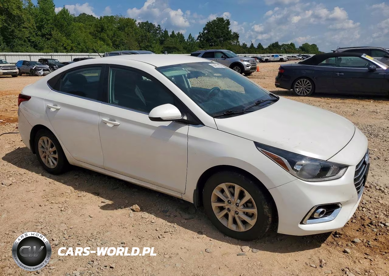 2021 Hyundai Accent Sel VIN:3KPC24A6XME141172 - 4