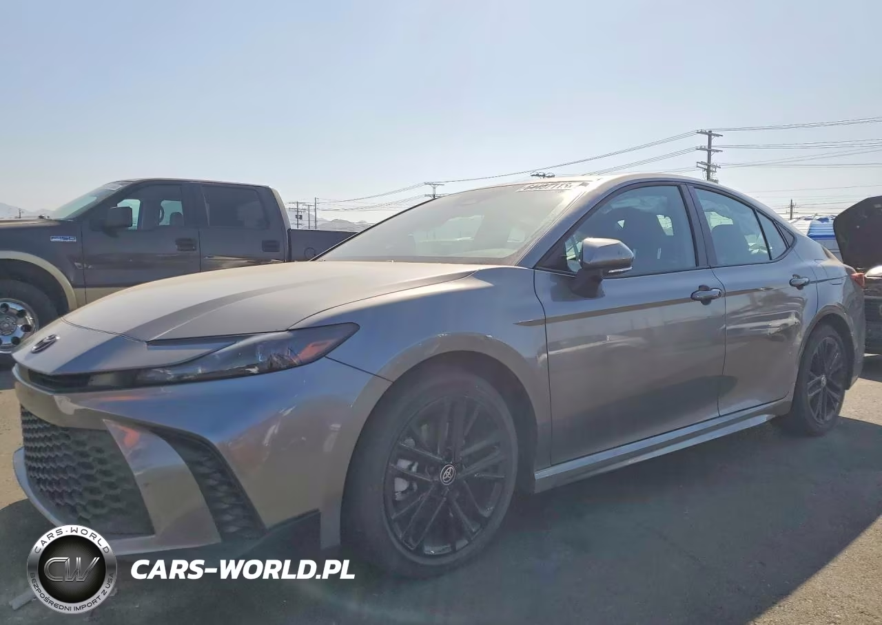2025 Toyota Camry Se – zdjęcie 1 z 12