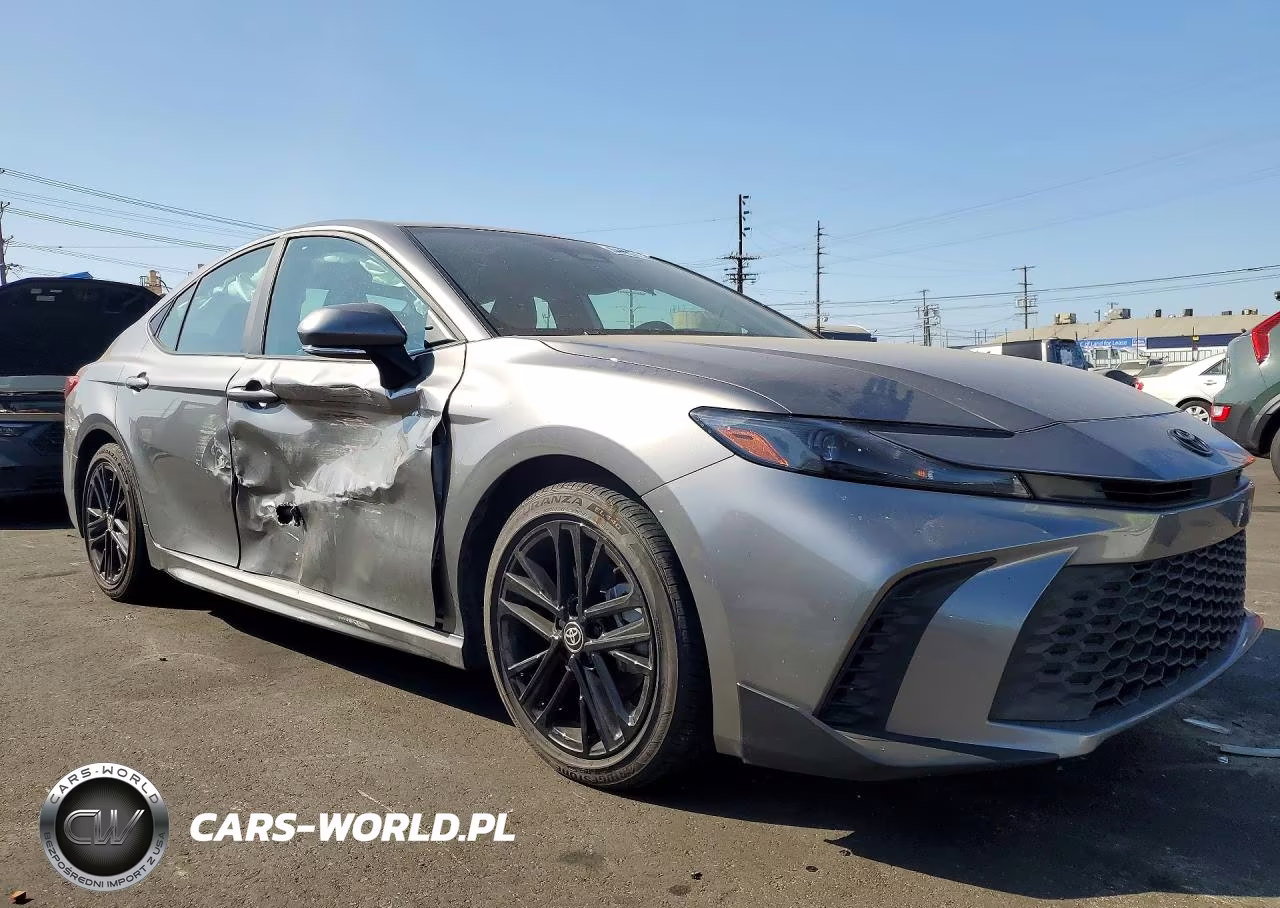 2025 Toyota Camry Se VIN:4T1DAACKXSU631542 - 4