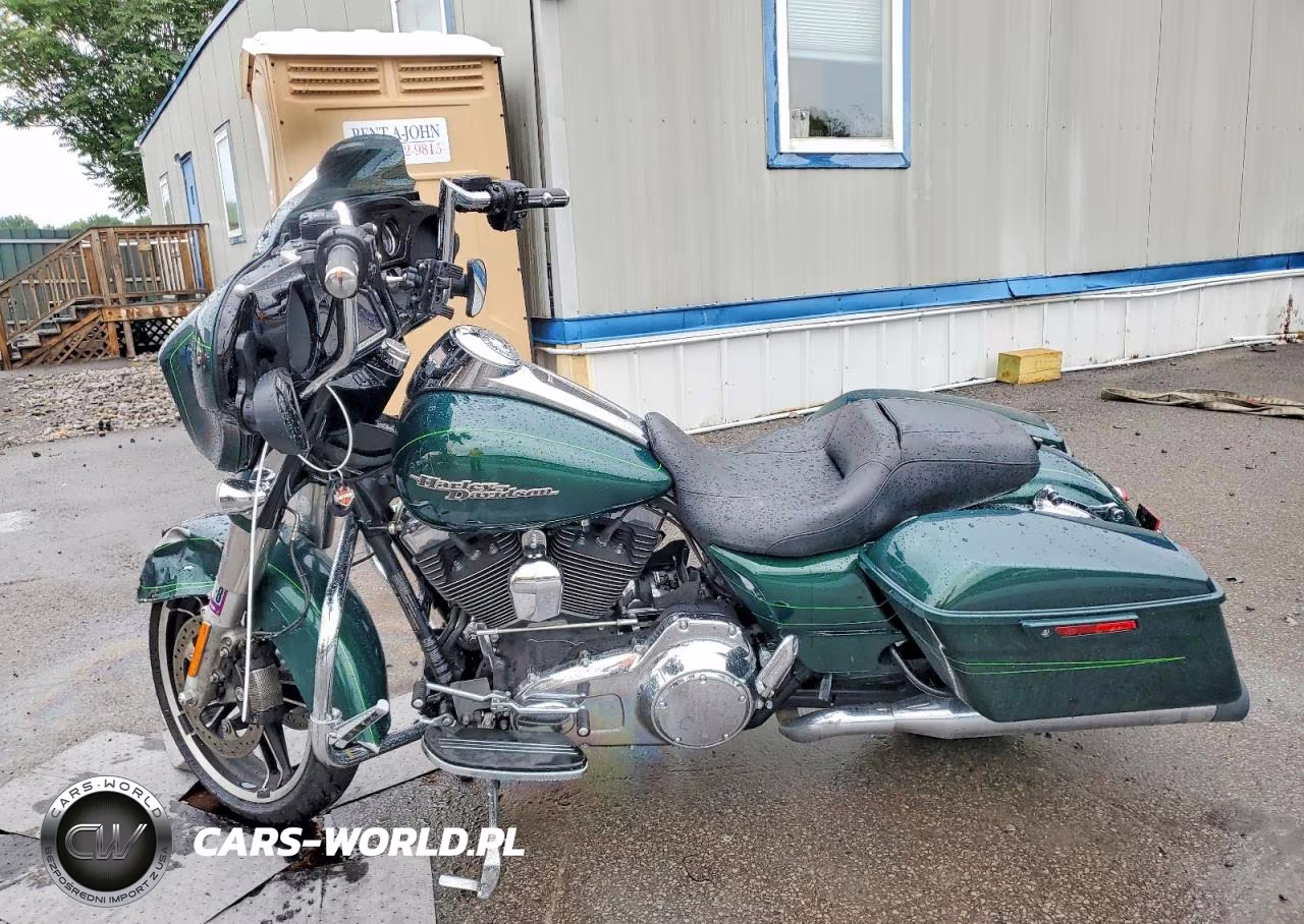 2015 Harley-Davidson Flhxs Street Glide Special VIN:1HD1KRM18FB615719 - 3