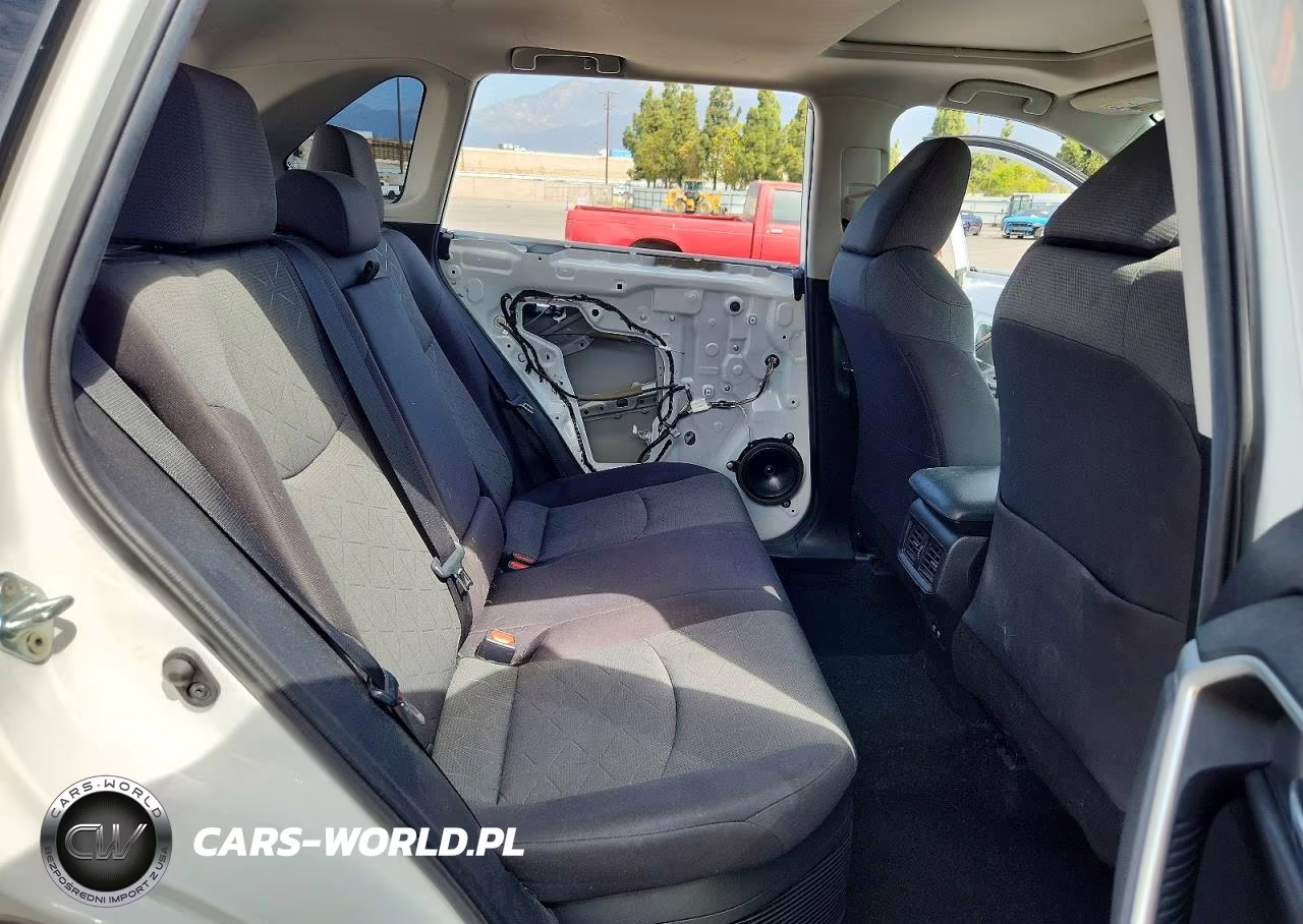 2020 Toyota Rav4 Hybrid Xle VIN:2T3RWRFV1LW060432 - 11