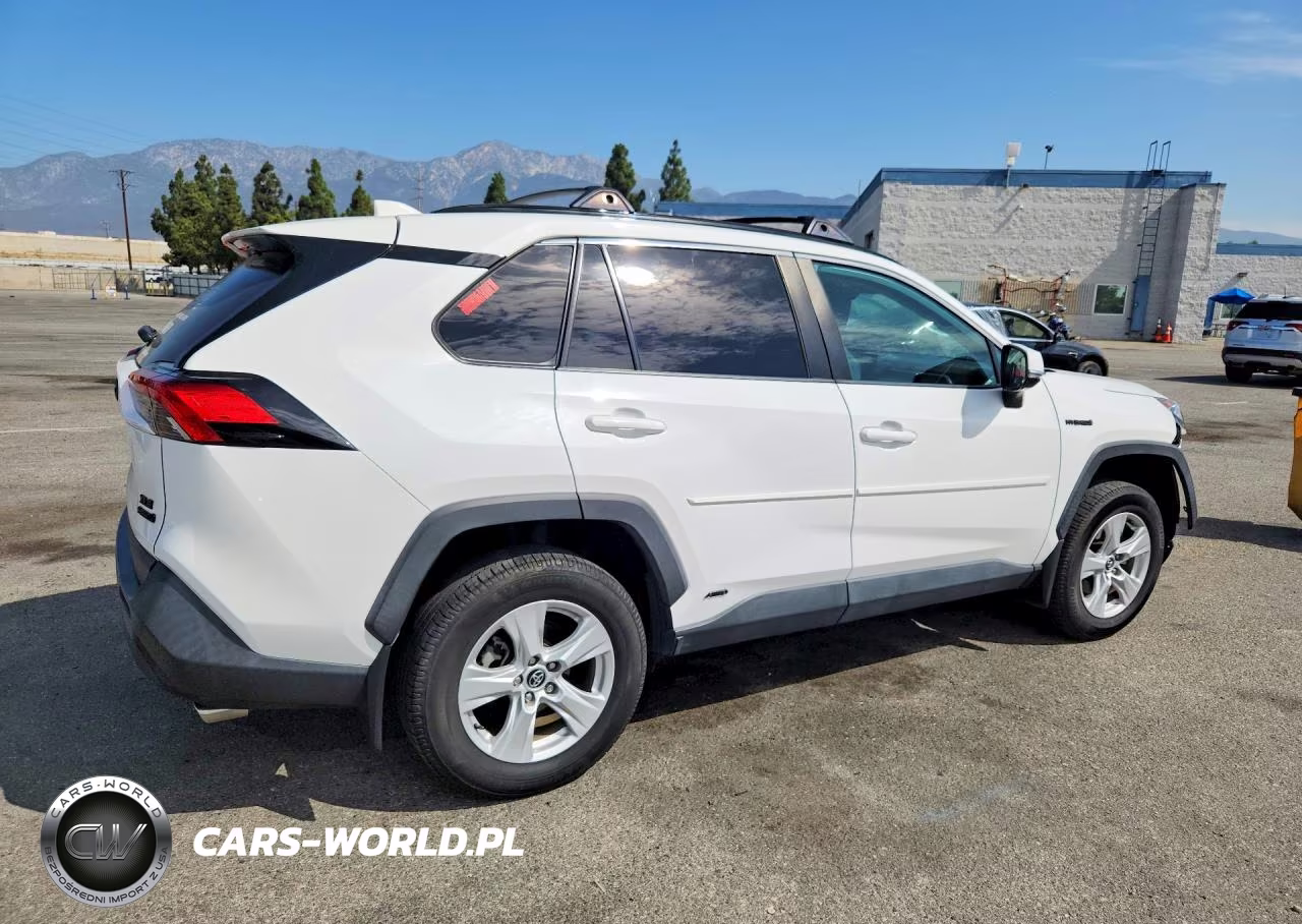 2020 Toyota Rav4 Hybrid Xle VIN:2T3RWRFV1LW060432 - 3