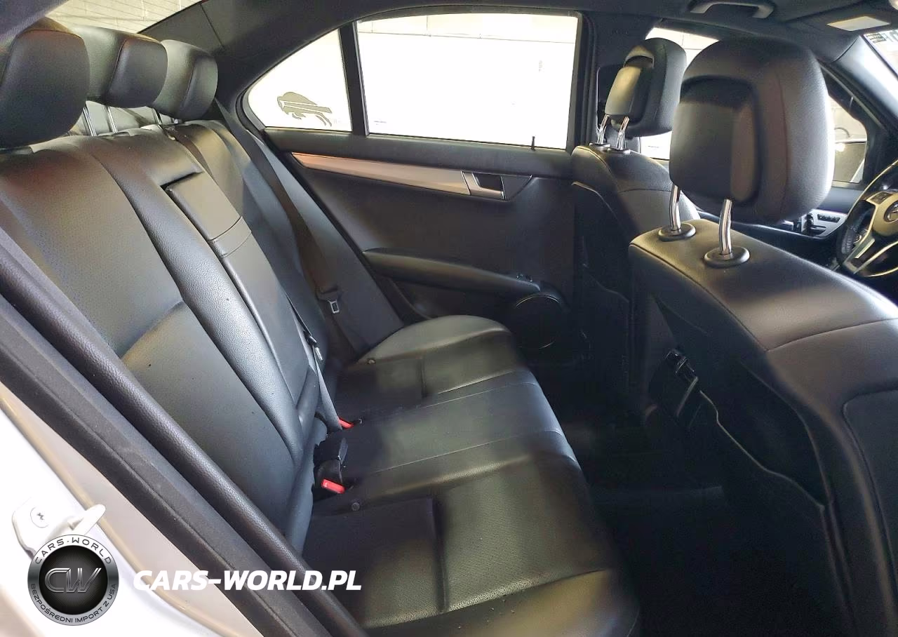 2013 Mercedes-Benz C 300 4Matic VIN:WDDGF8AB6DR281756 - 10
