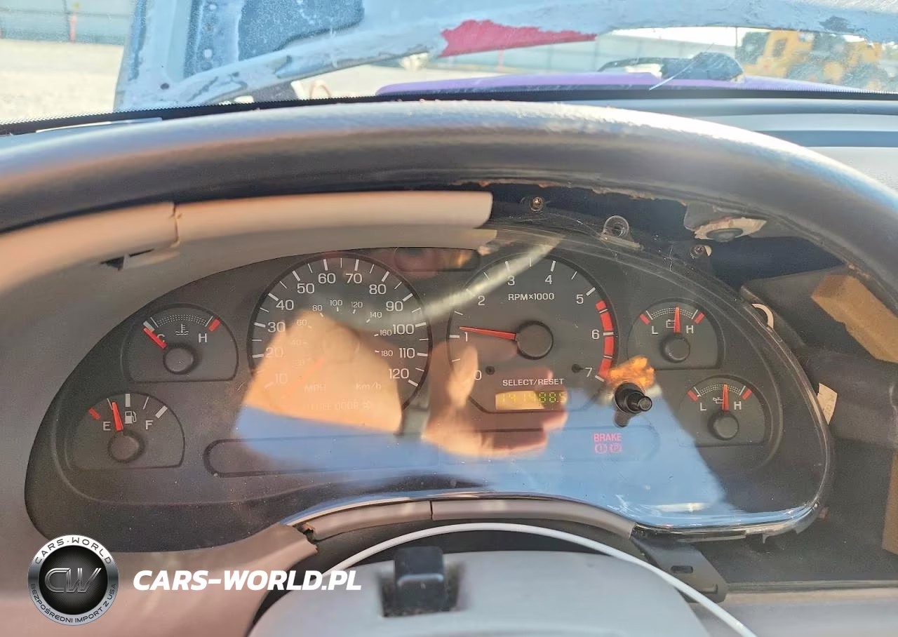 2004 Ford Mustang VIN:1FAFP446X4F221545 - 9