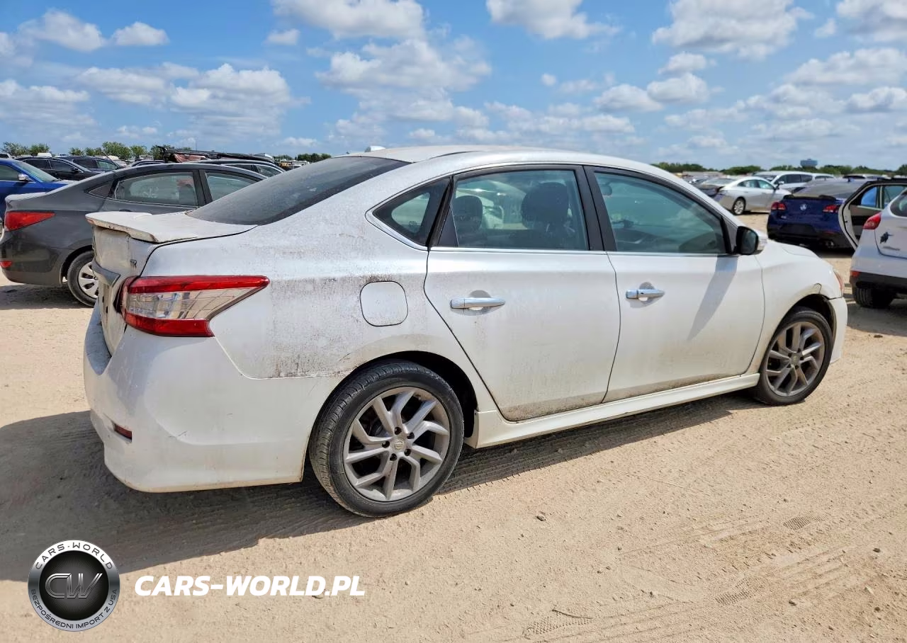 2015 Nissan Sentra Sr VIN:3N1AB7AP6FY377243 - 3