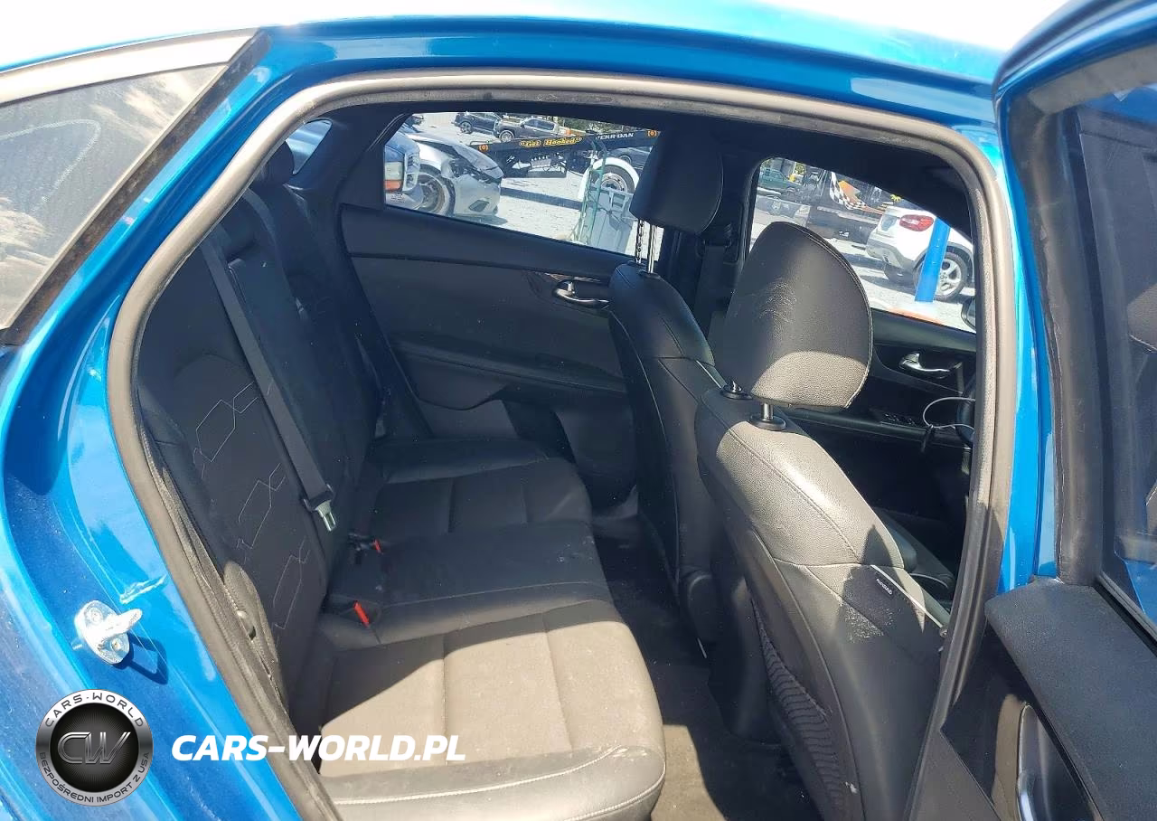 2022 Kia Forte Gt Line VIN:3KPF54AD9NE454816 - 10