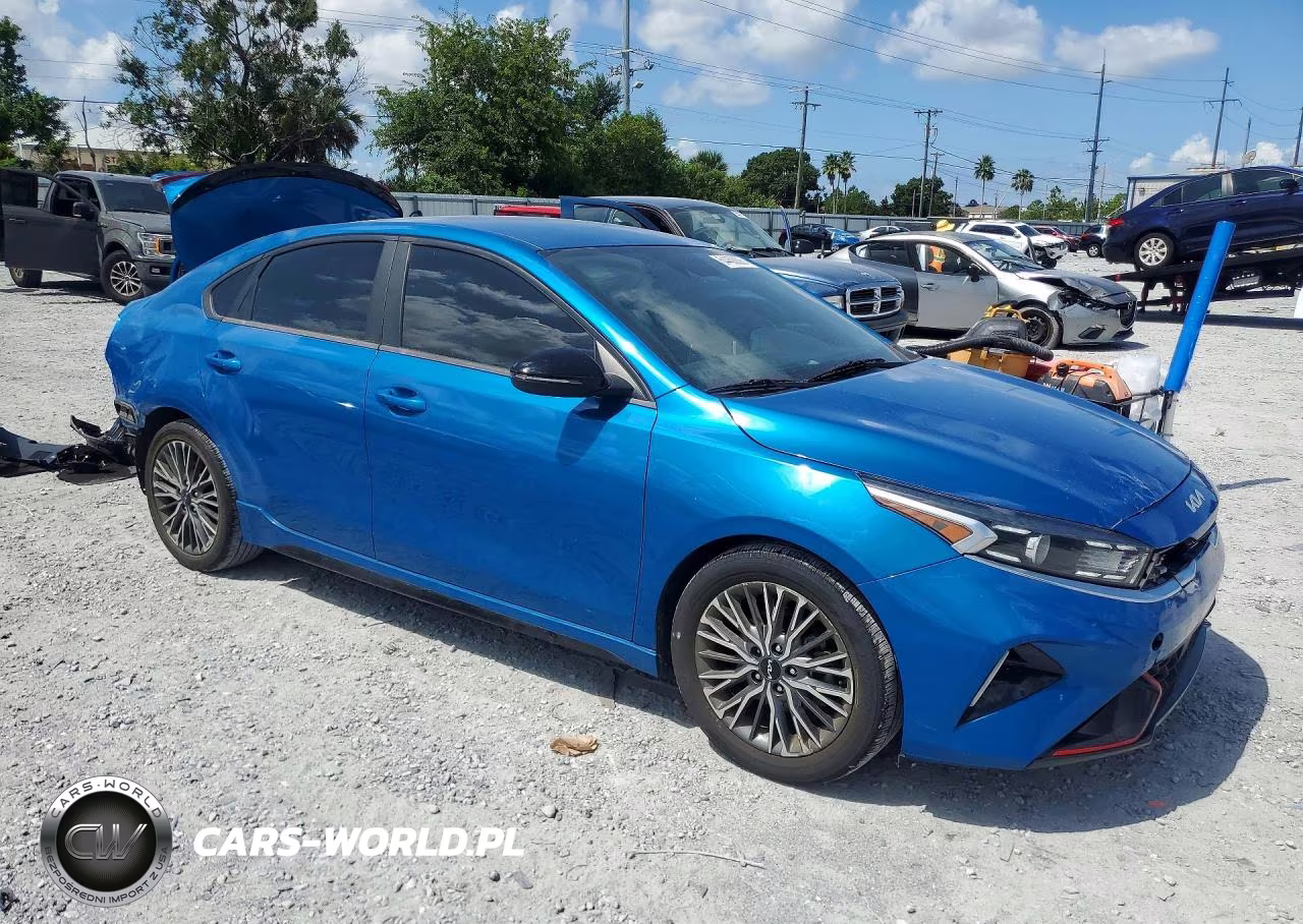 2022 Kia Forte Gt Line VIN:3KPF54AD9NE454816 - 4