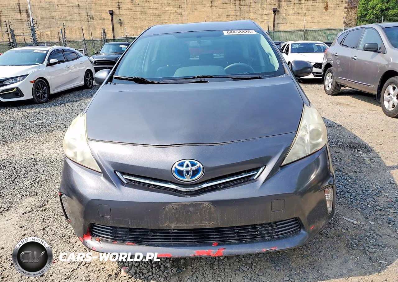 2013 Toyota Prius V Two VIN:JTDZN3EU2D3257526 - 5
