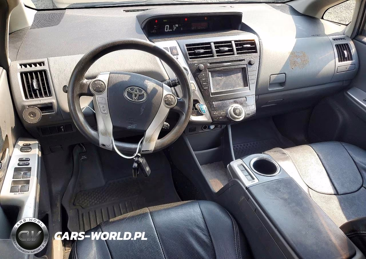 2013 Toyota Prius V Two VIN:JTDZN3EU2D3257526 - 8
