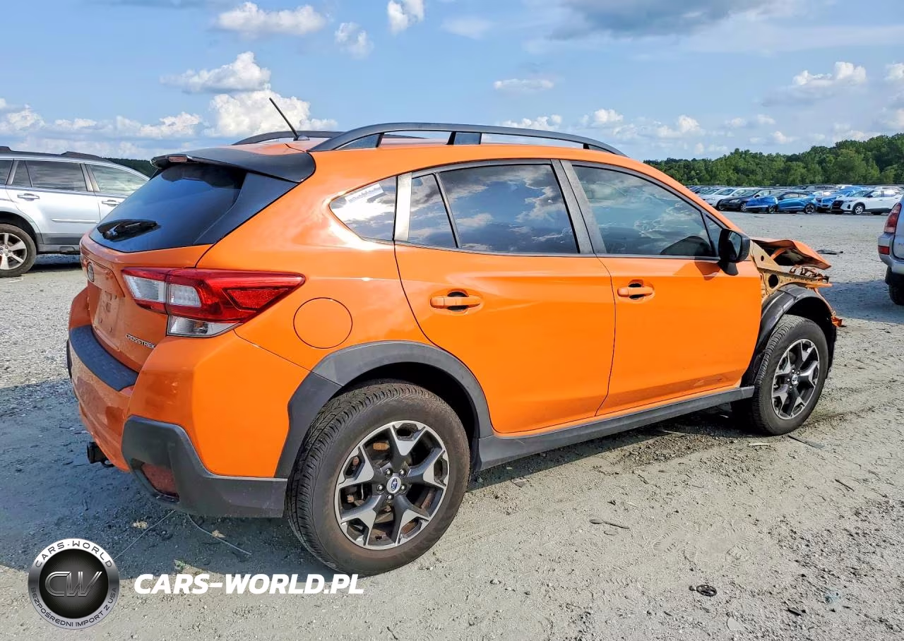 2018 Subaru Crosstrek Base VIN:JF2GTAAC5JH235017 - 3