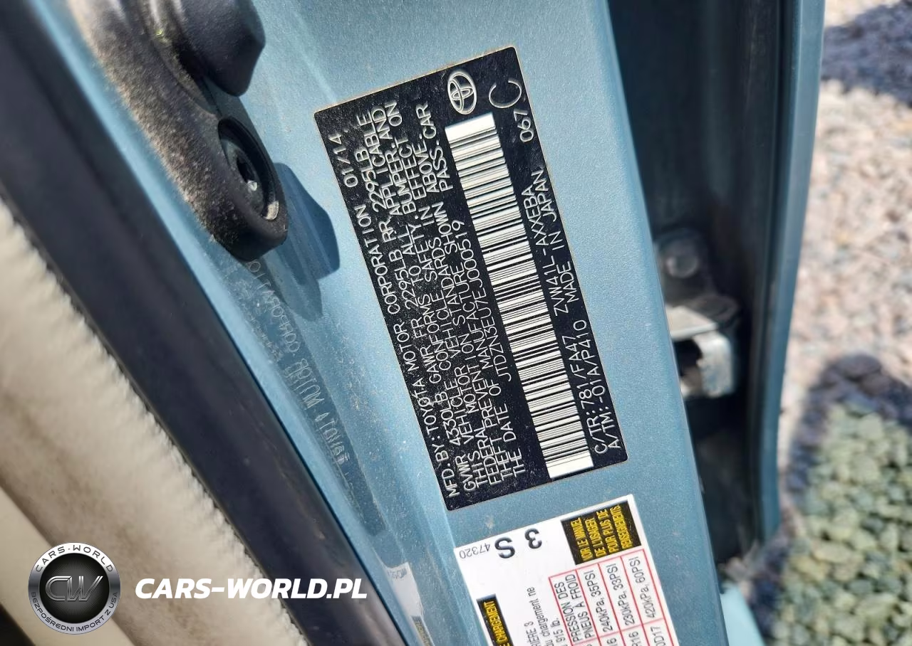 2014 Toyota Prius V Two VIN:JTDZN3EU7EJ000519 - 12