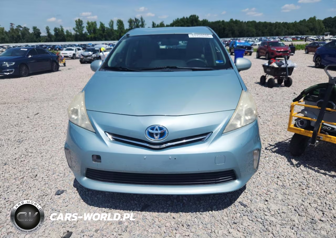 2014 Toyota Prius V Two VIN:JTDZN3EU7EJ000519 - 5