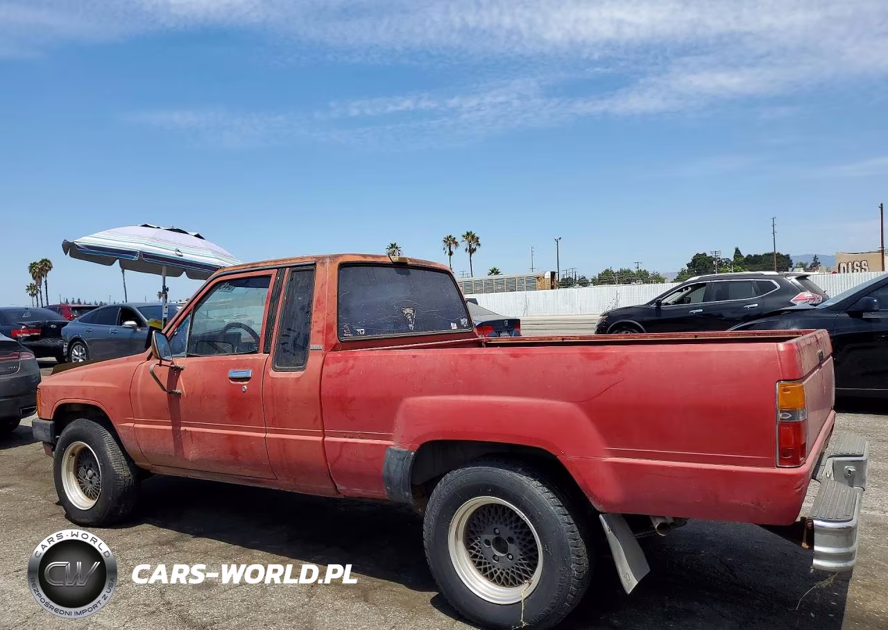 1985 Toyota Pickup VIN:JT4RN56D1F5045640 - 2
