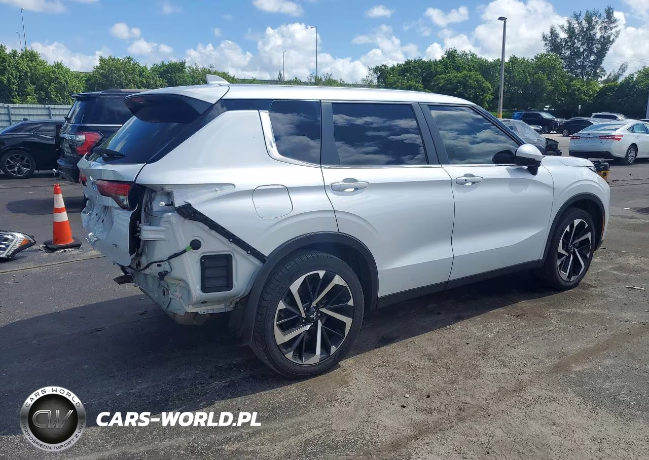 2024 Mitsubishi Outlander Se VIN:JA4J3VA83RZ082192 - 3