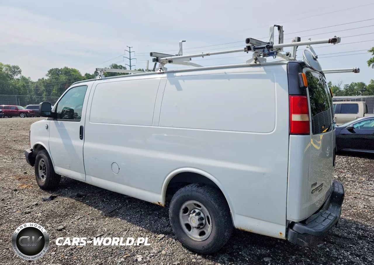 2011 Chevrolet Express G2500 VIN:1GCWGFBAXB1103356 - 2
