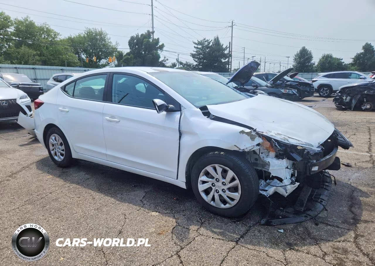 2019 Hyundai Elantra Se VIN:5NPD74LF5KH483835 - 4