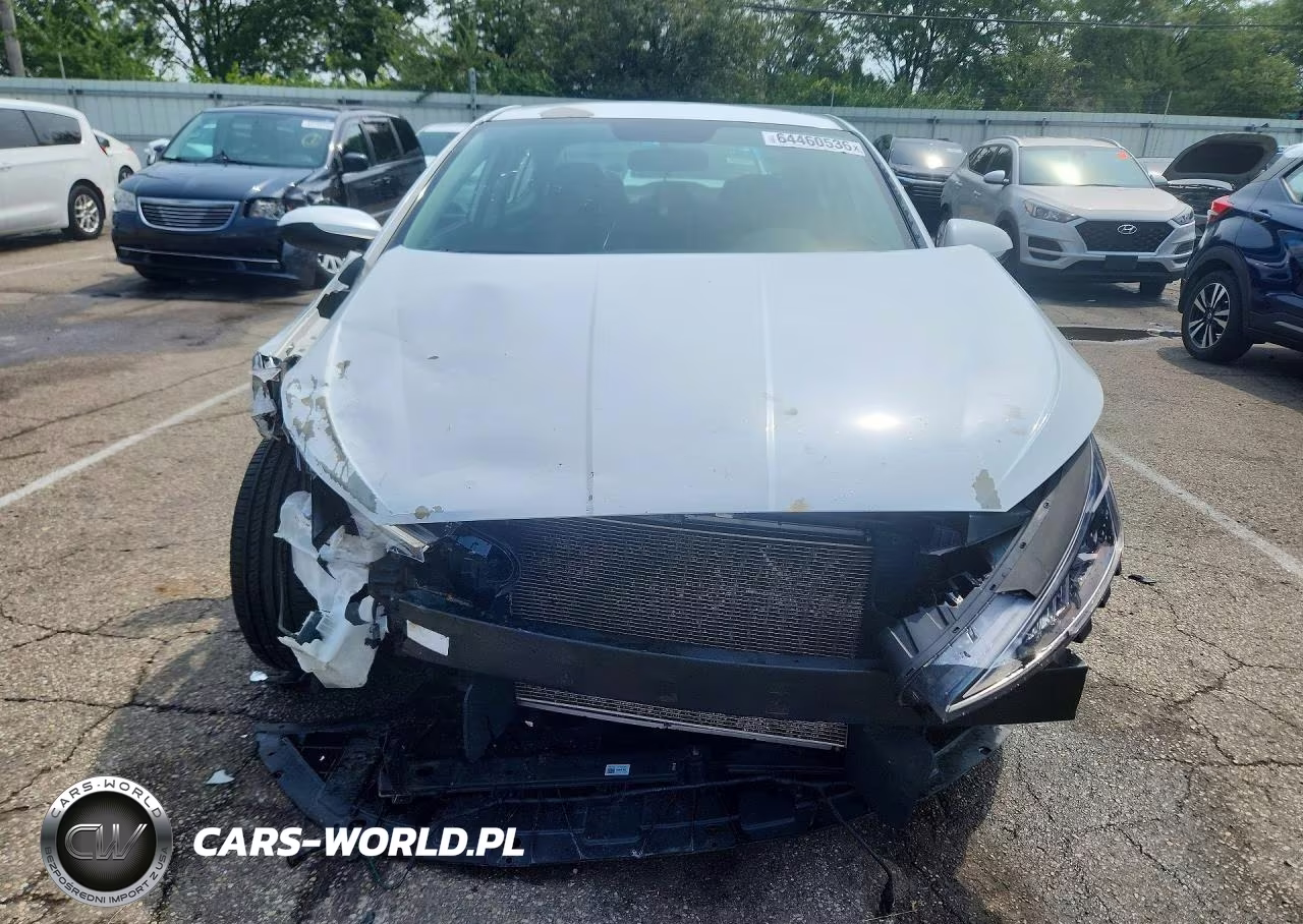 2019 Hyundai Elantra Se VIN:5NPD74LF5KH483835 - 5