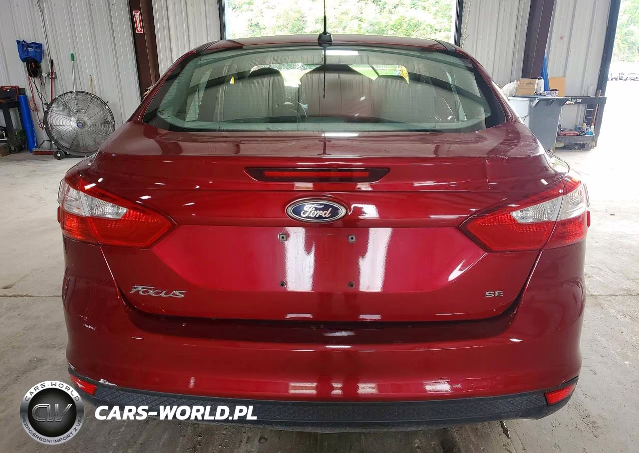 2014 Ford Focus Se VIN:1FADP3F28EL435173 - 6