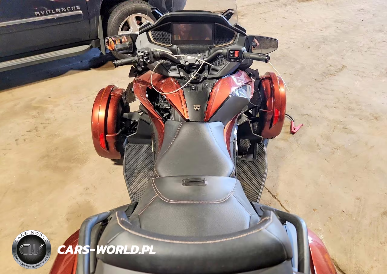 2026 Can-Am Spyder Roadster Rt VIN:2BXNBDD20TV002917 - 6