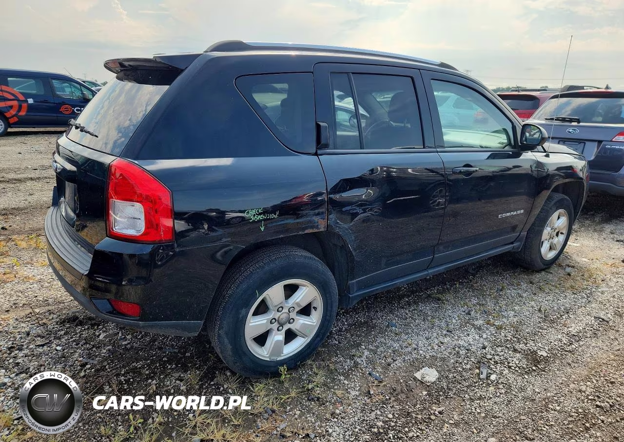 2013 Jeep Compass Sport VIN:1C4NJCBA8DD264852 - 3