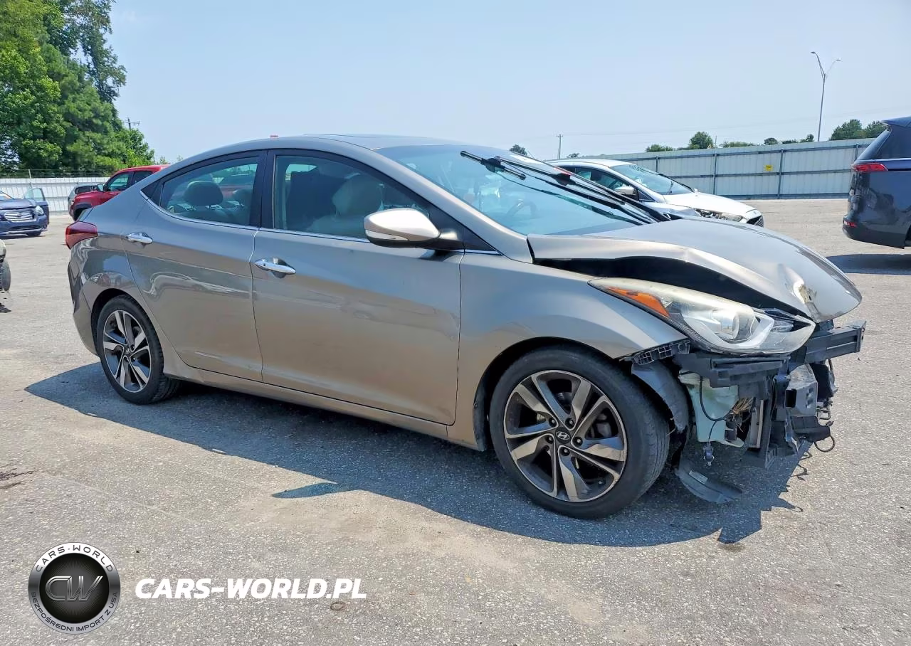 2015 Hyundai Elantra Limited VIN:5NPDH4AEXFH562561 - 4