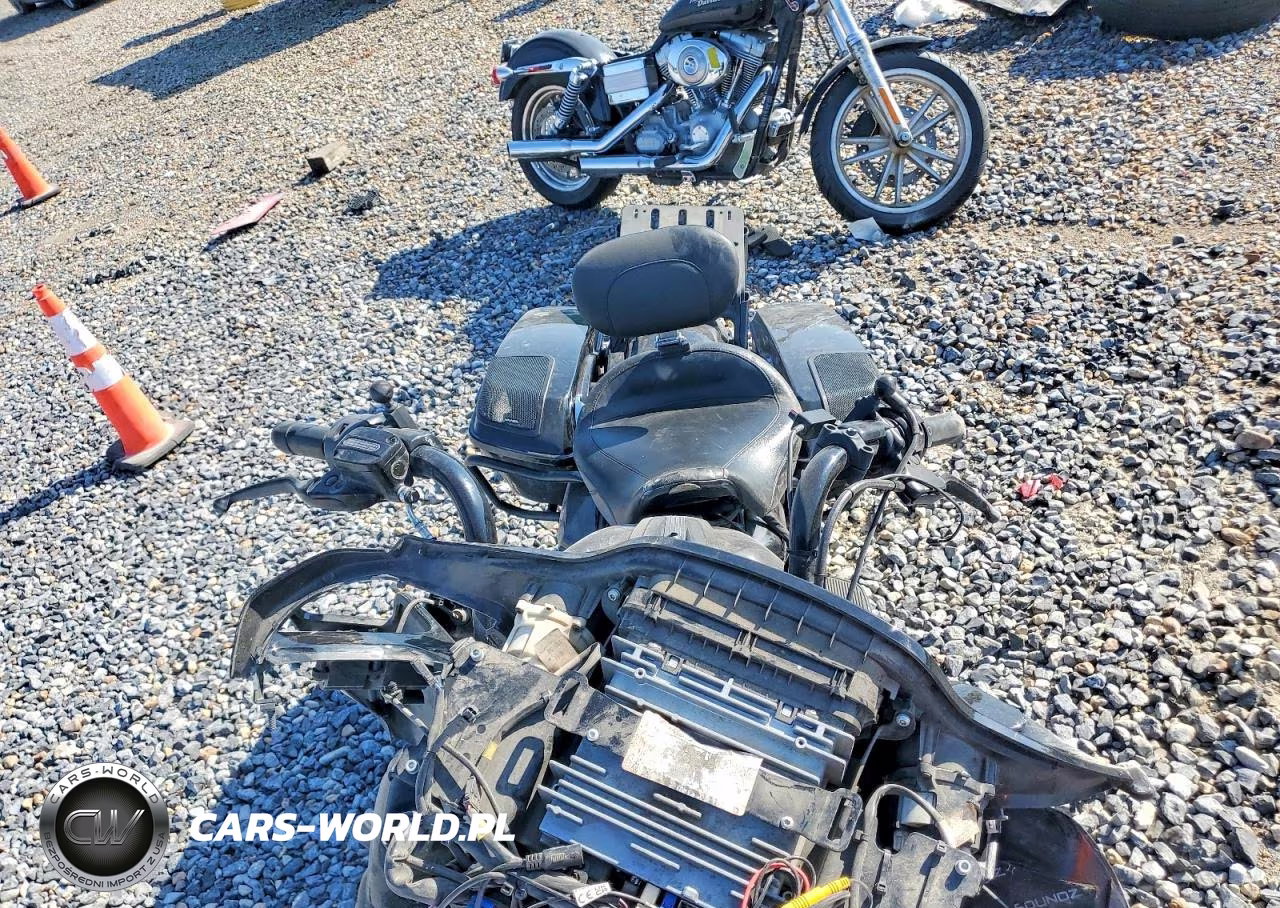 2023 Harley-Davidson Fltrk VIN:1HD1KZF1XPB653614 - 5