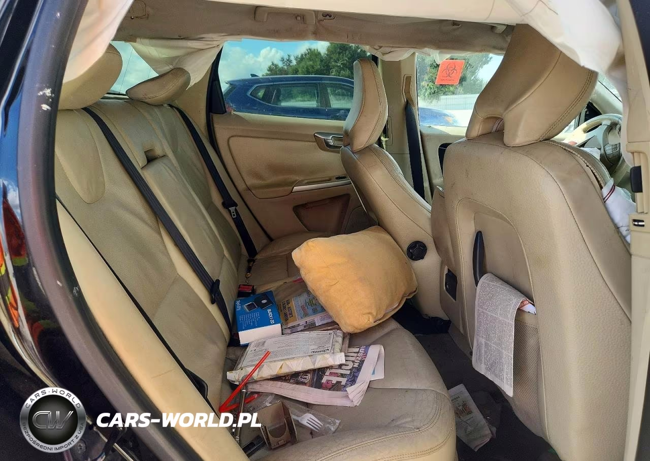 2010 Volvo Xc60 T6 VIN:YV4992DZ7A2028687 - 10