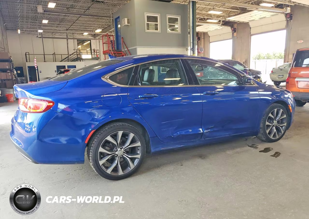 2015 Chrysler 200 C VIN:1C3CCCEG0FN665220 - 3