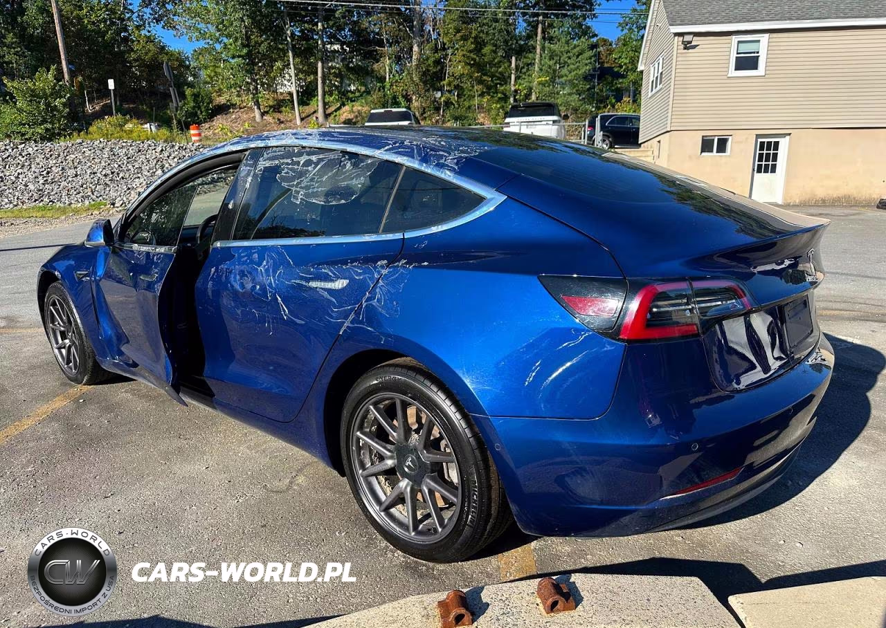 2020 Tesla Model 3 VIN:5YJ3E1EB1LF617668 - 2