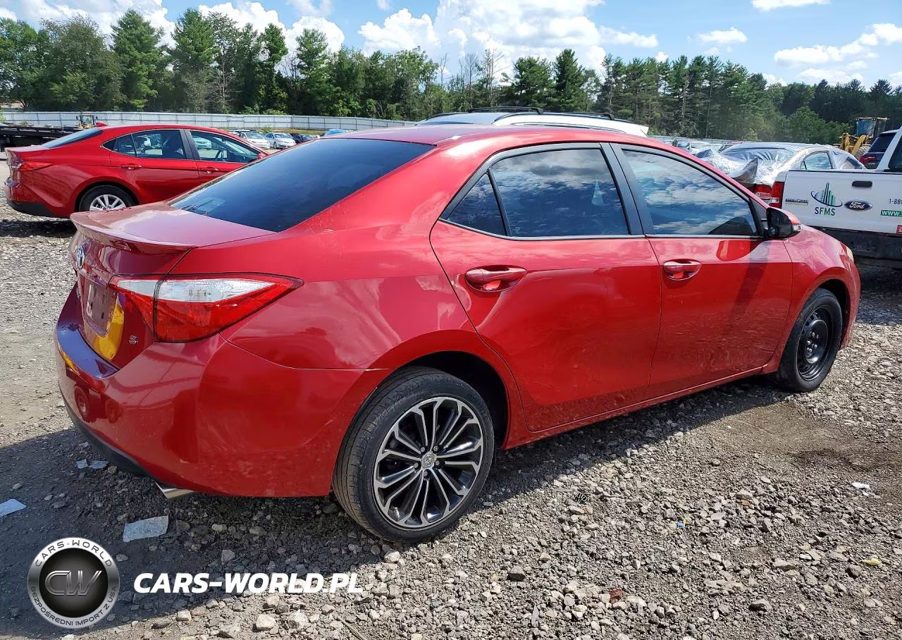 2015 Toyota Corolla S Plus VIN:2T1BURHE4FC422093 - 3