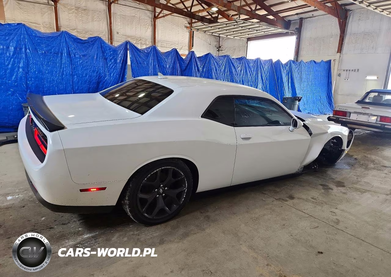2020 Dodge Challenger Sxt VIN:2C3CDZAG9LH246860 - 3