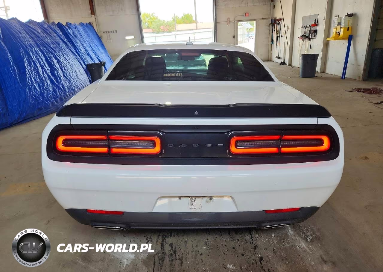 2020 Dodge Challenger Sxt VIN:2C3CDZAG9LH246860 - 6