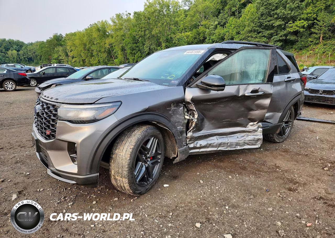 2025 Ford Explorer St – zdjęcie 1 z 14