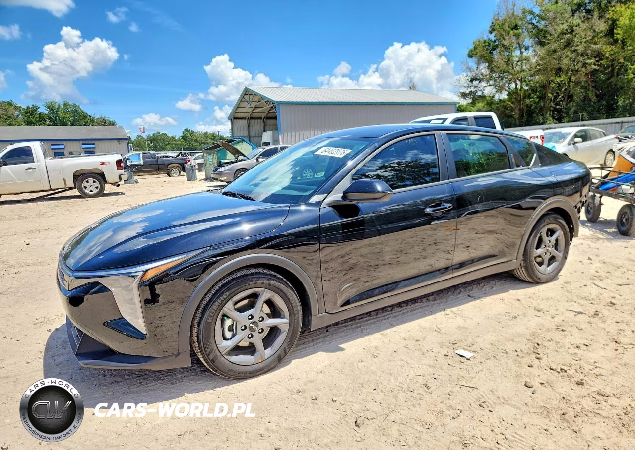 2026 Kia K4 Lxs VIN:3KPFT4DE5TE326838 - 1