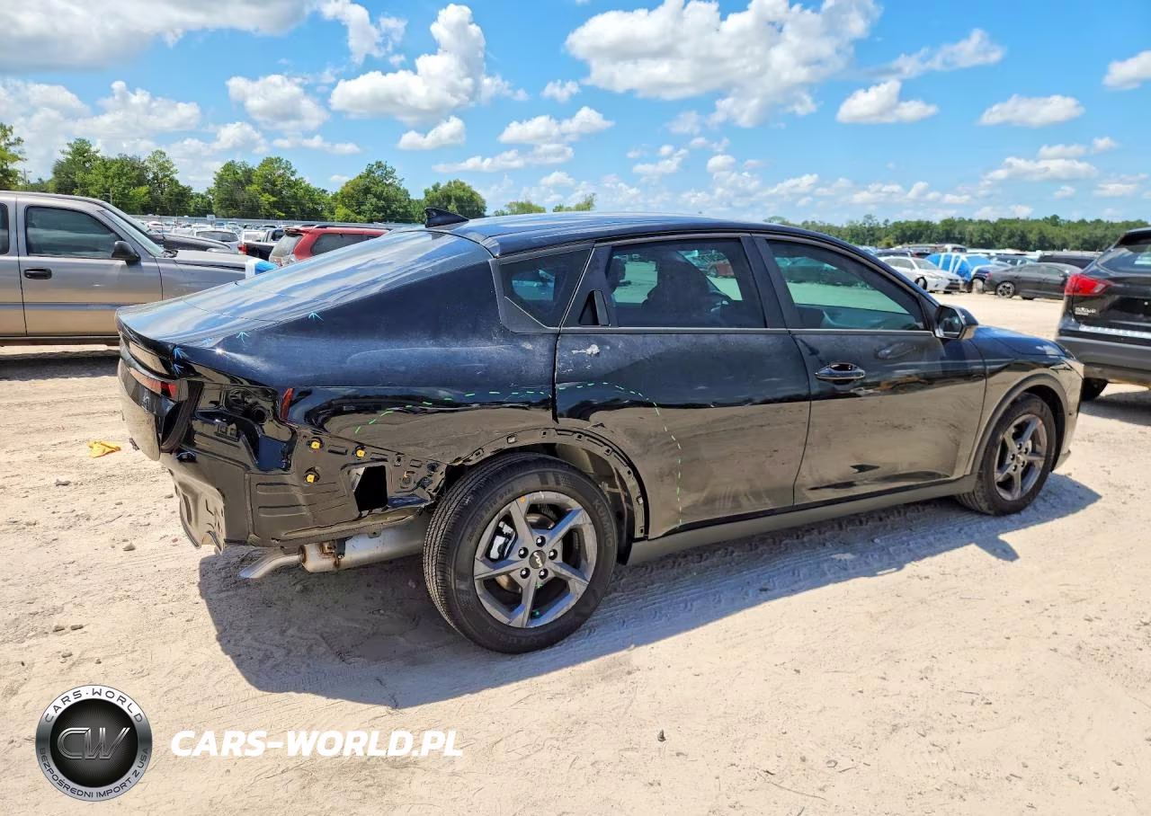 2026 Kia K4 Lxs VIN:3KPFT4DE5TE326838 - 3