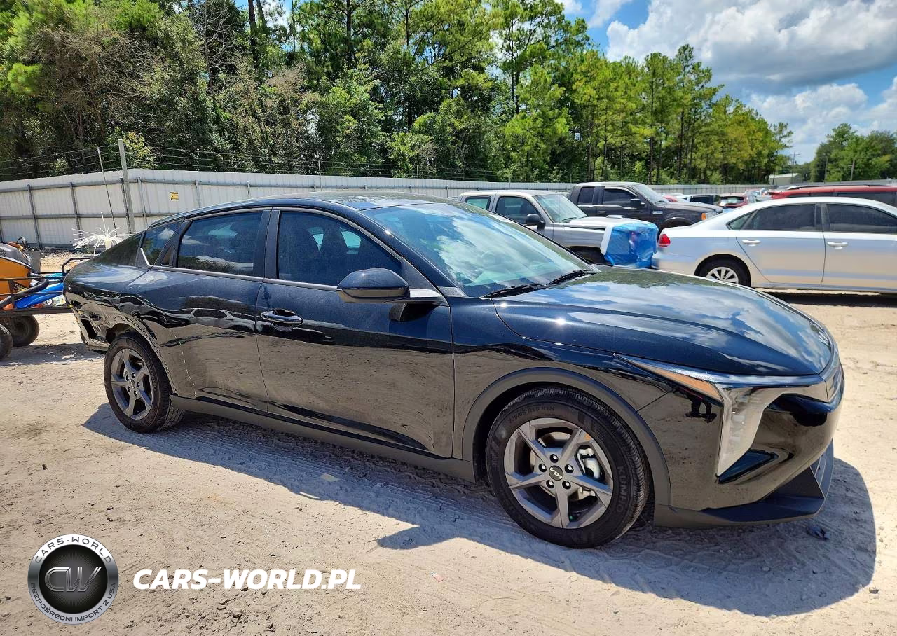 2026 Kia K4 Lxs VIN:3KPFT4DE5TE326838 - 4