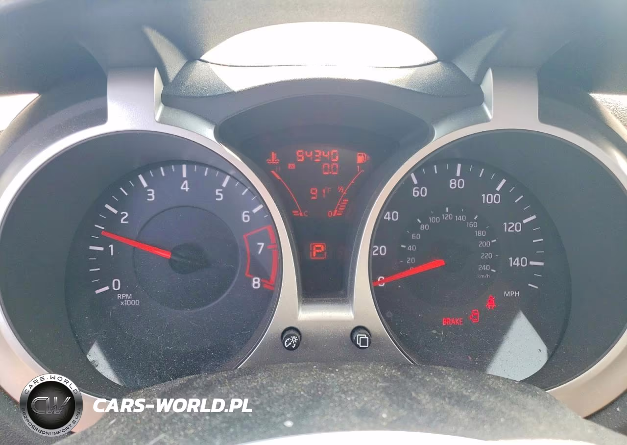 2012 Nissan Juke S VIN:JN8AF5MV6CT117157 - 9