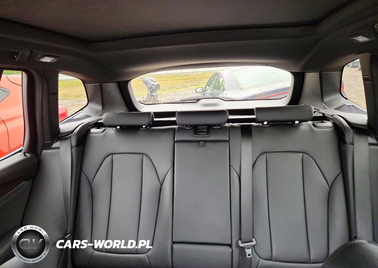 2019 BMW X3 xDrive30I VIN:5UXTR9C59KLD94423 - 10