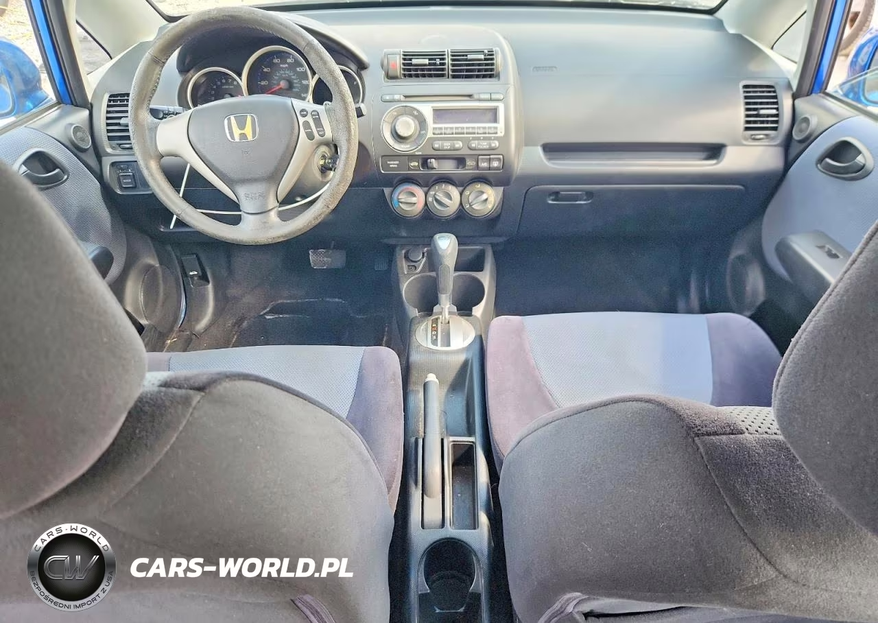 2007 Honda Fit VIN:JHMGD38697S057436 - 8