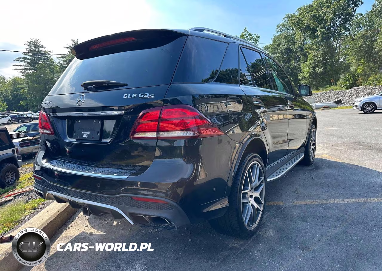 2016 Mercedes-Benz Gle 63 Amg-S 4Matic VIN:4JGDA7FB0GA736632 - 3