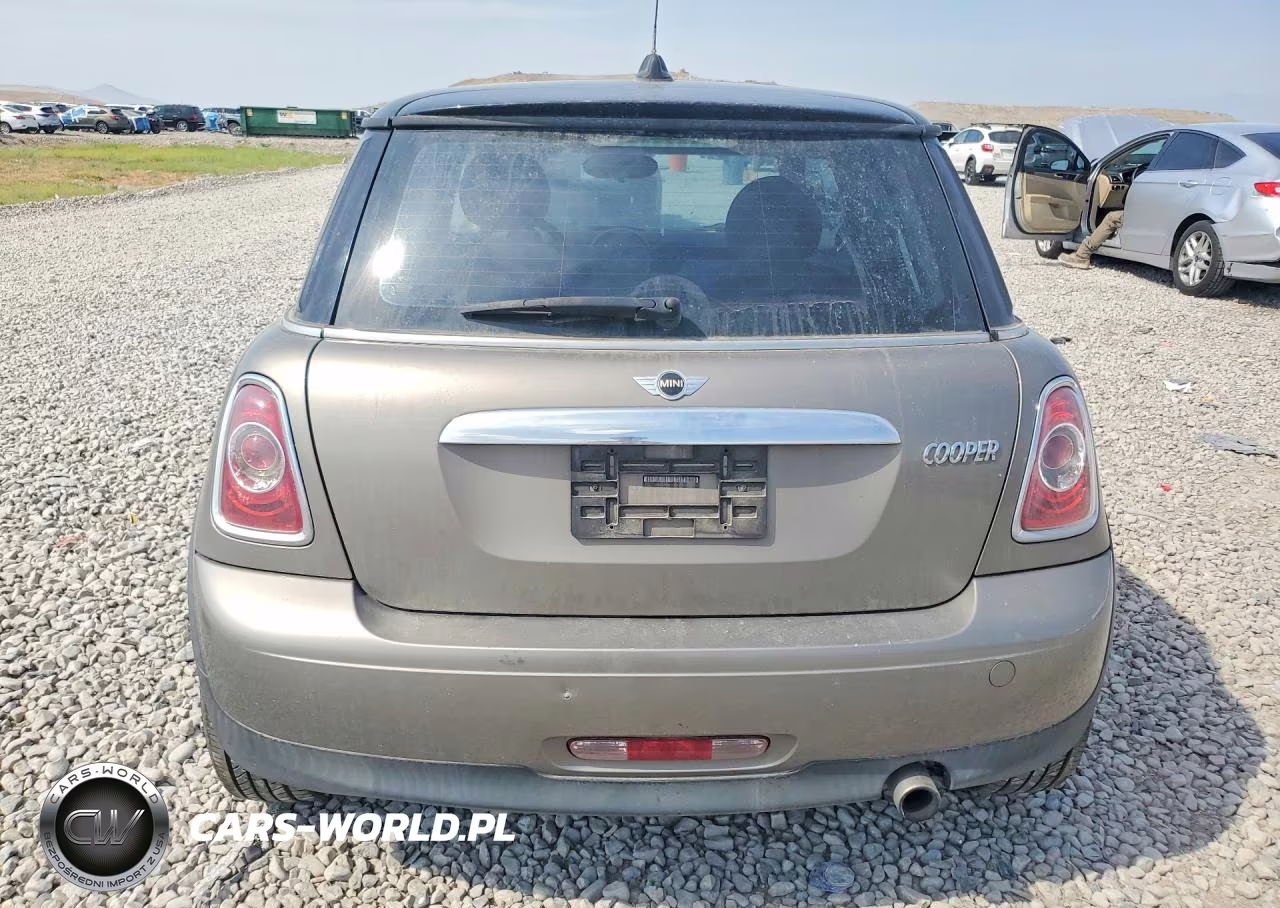 2012 Mini Cooper VIN:WMWSU3C53CT261340 - 6