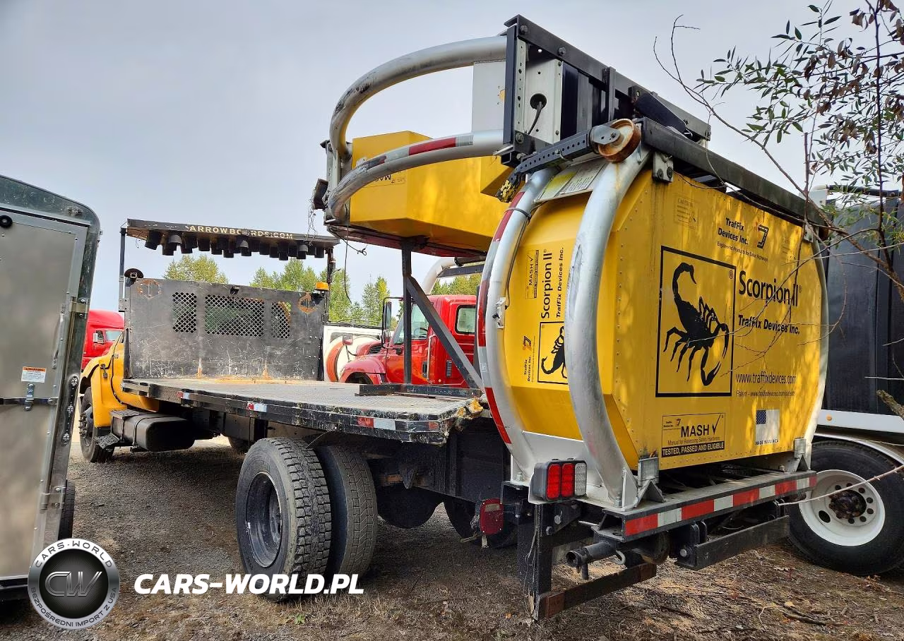 2010 Ford F650 Super Duty Flatbed Truck With Crash Attenuator VIN:3FRNF6FB7AV264330 - 2
