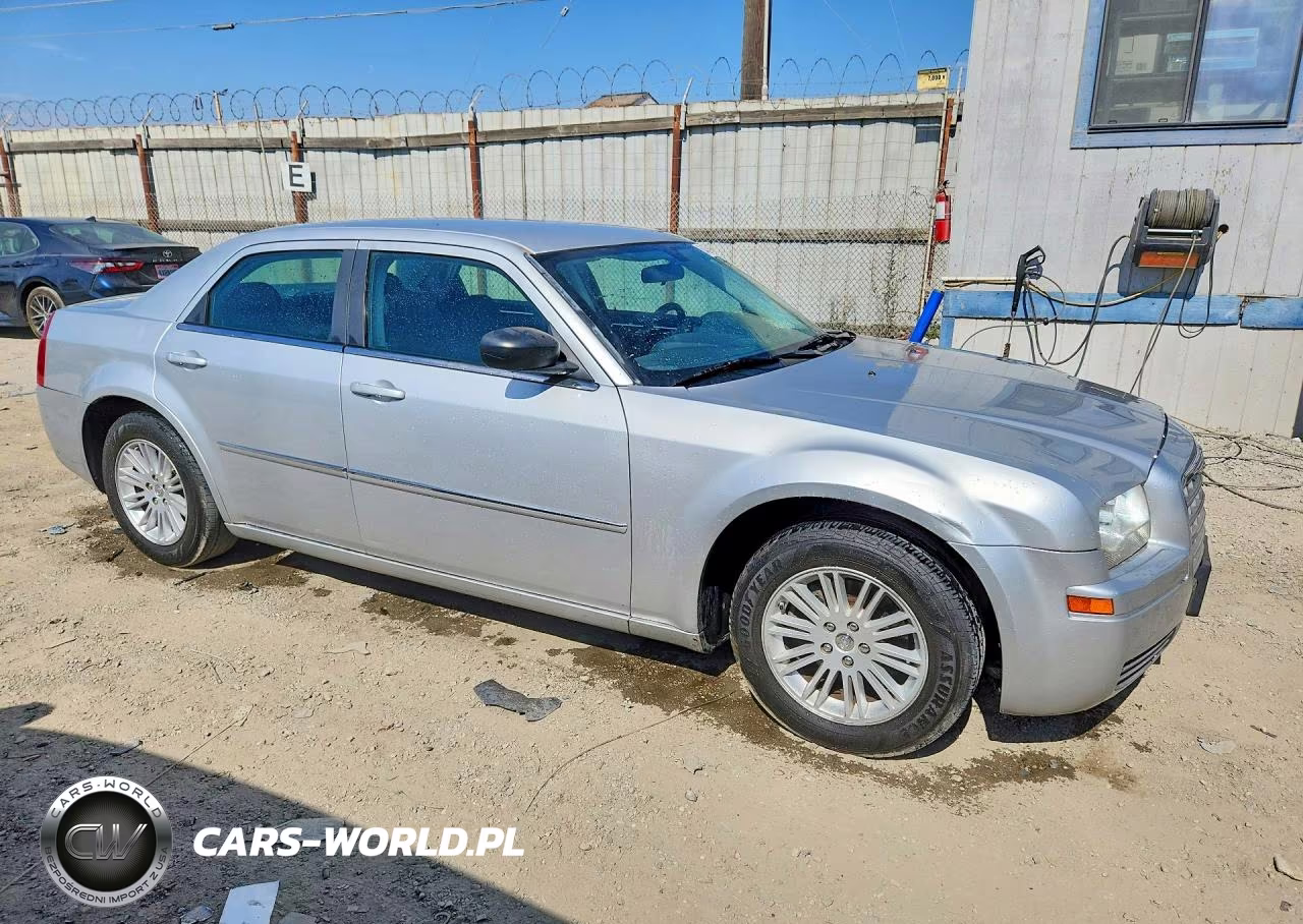 2009 Chrysler 300 Lx VIN:2C3KA43D09H598325 - 4