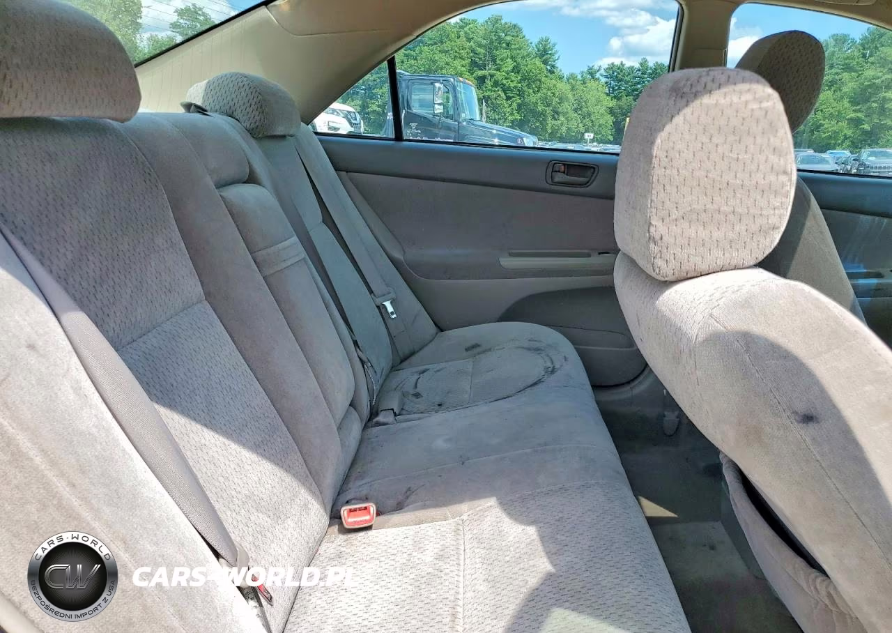 2004 Toyota Camry Le VIN:4T1BE32K34U278962 - 10