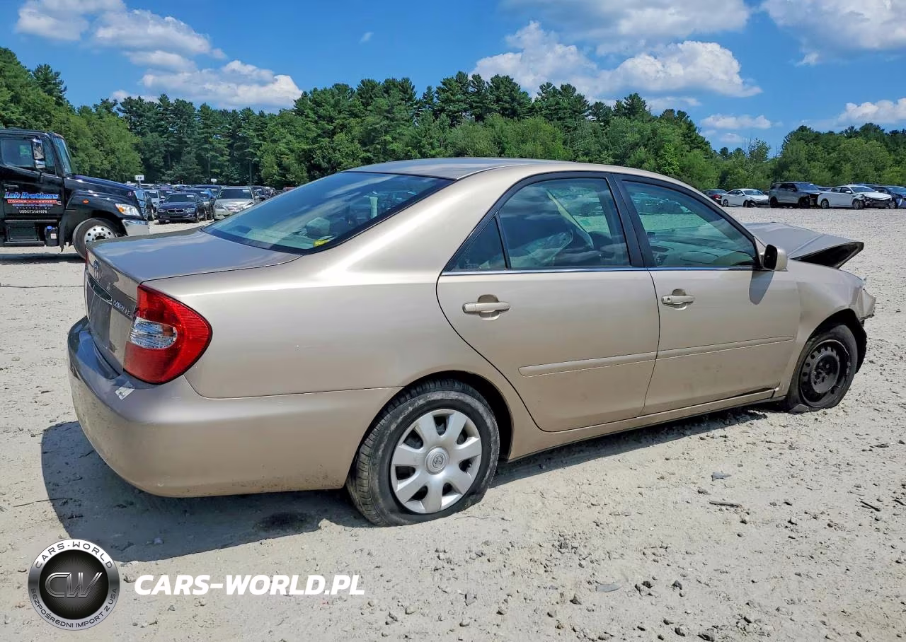 2004 Toyota Camry Le VIN:4T1BE32K34U278962 - 3